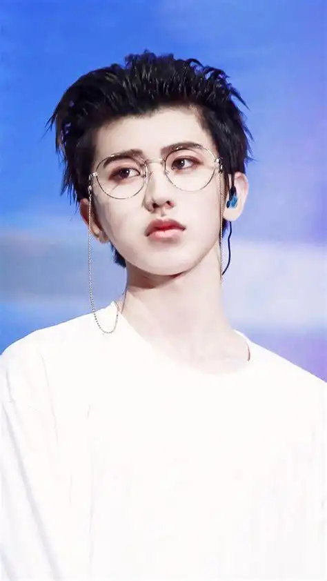 蔡徐坤真名蔡徐坤2022已更新今日动态