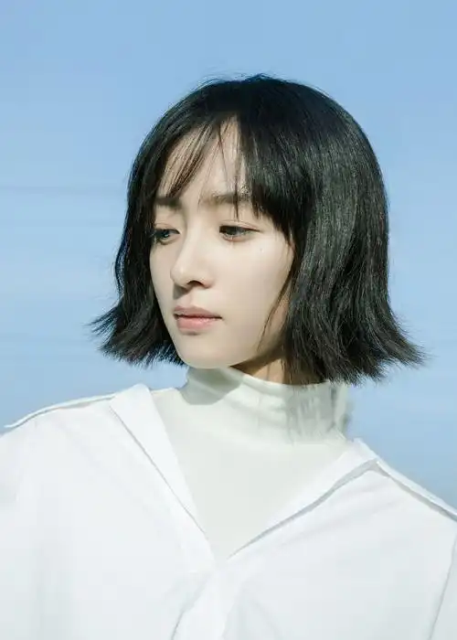 胡冰卿暖冬日系写真图片