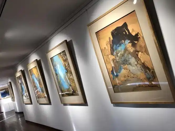 曹俊艺术馆(北京馆)内景