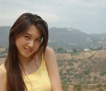 同样都是家有儿女小雪一个红透半边天一个负面新闻不断