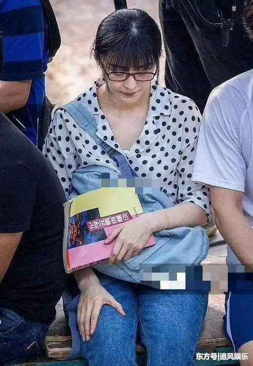 范冰冰拍戏穿牛仔裤胖了20斤,大腿堪比大象