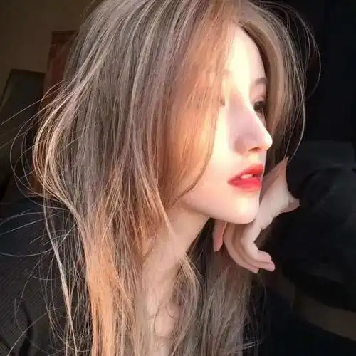 女生头像高冷霸气伤感 好好鬼混别谈恋爱