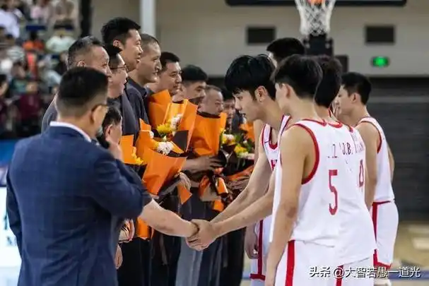 九六届大佬相聚无锡,助力u17中国男篮