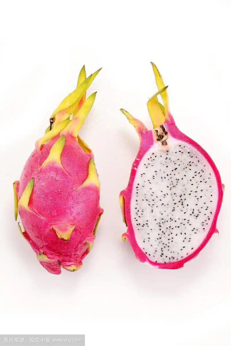 切开的火龙果