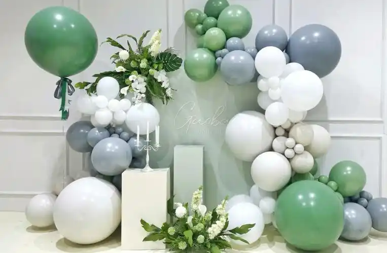 作品解析超清新的森色系告白气球布置