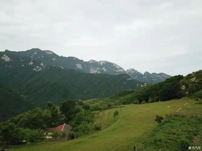 召唤鹿卡陕西福特车队蓝田流峪高山草甸撒欢