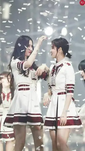 许佳琪 吴哲晗(父母爱情)