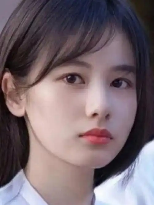 你们更能get性转前的颜值还是性转后的呢?#胡先煦女装