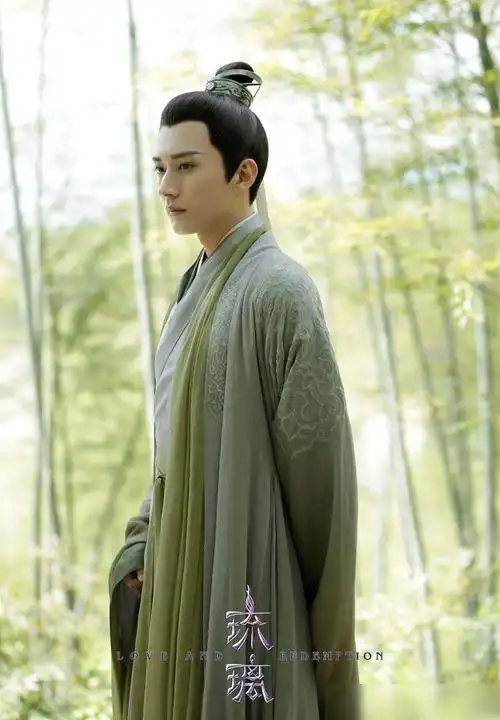 颜值出众,演技也是很有实力的,他之前在《青云志》中饰演了足智多谋