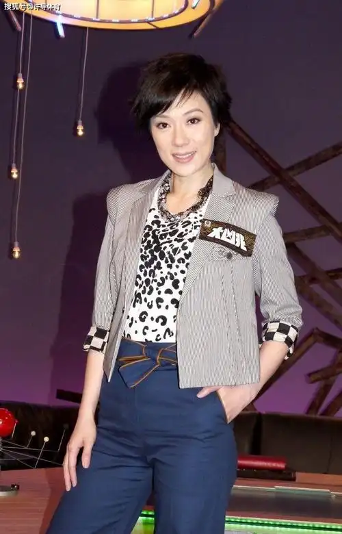 细数娱乐圈1970年出生的女星张庭钟丽缇个个都是美人胚子