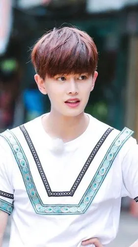 男神照片来一波(任嘉伦,国超滴照片)