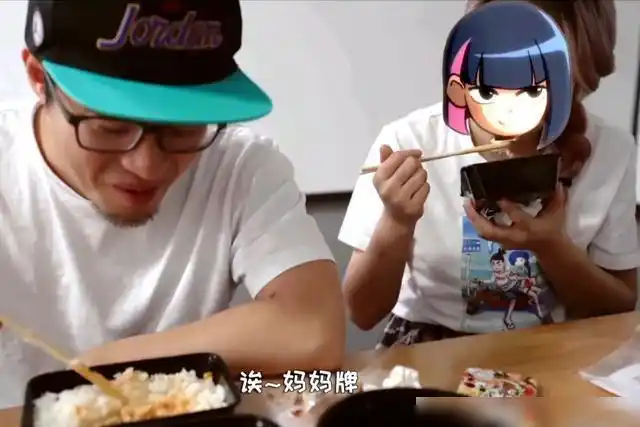 刺客伍六七:何小疯被采访,曝"小可乐"的cv,现实中喜欢吃腐乳