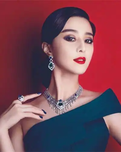 范冰冰李晨公开恋情 女神迷人发型虏获大黑牛