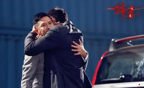 扫毒曝英雄泪主题海报 古天乐张家辉深情演绎_电影_美桌网