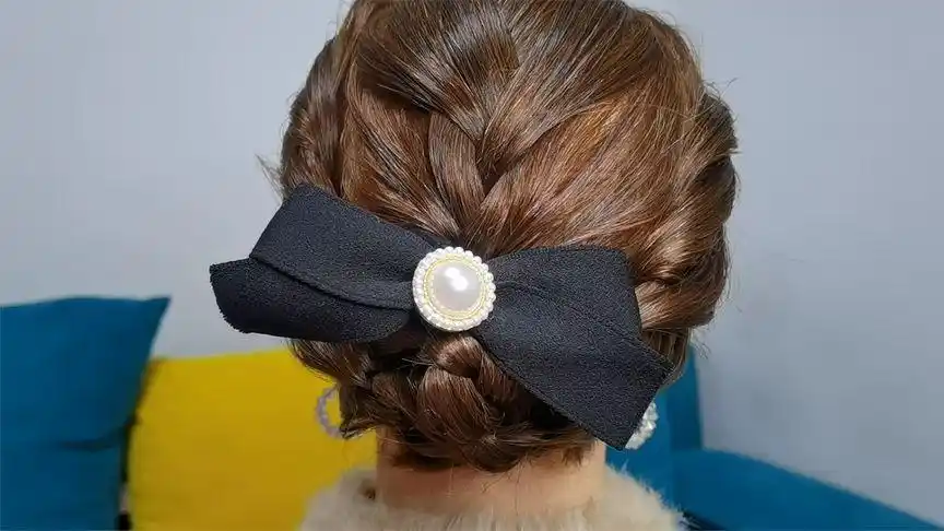 法式复古感编发这样扎,温柔又淑女,发型很好看