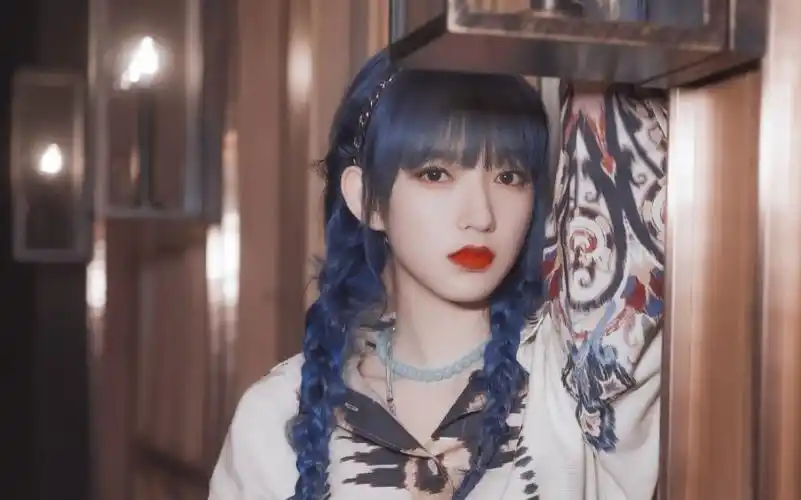 【真人芭比程潇】内娱最适合蓝发的爱豆