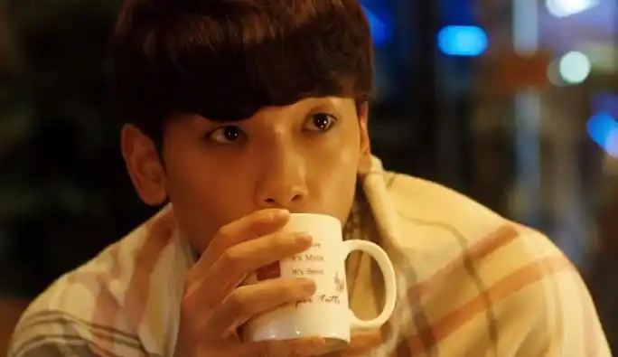 露水红颜剧照:徐承勋关注邢露的每个情况