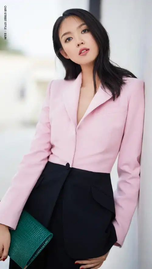 张梓琳温柔干练写真图片36