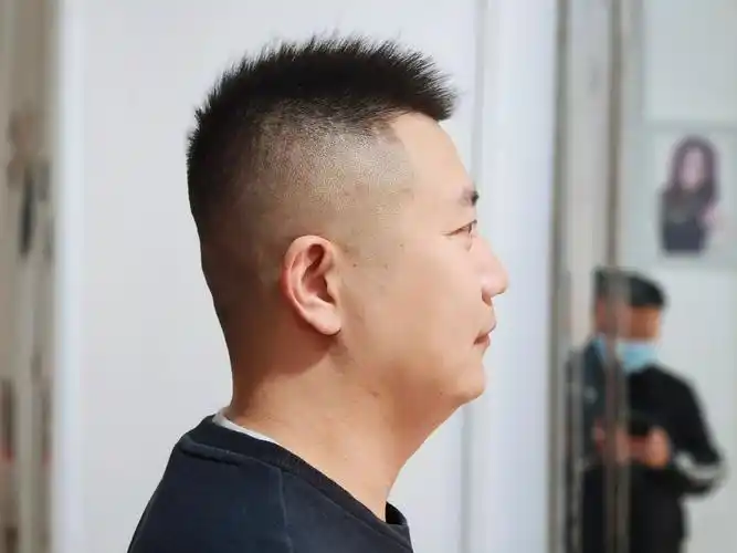 清爽帅气男士发型18款天热这样剪就对了你也可以变型男