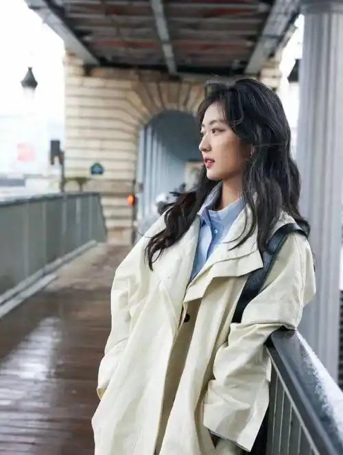 一开春就被这件外套刷屏了