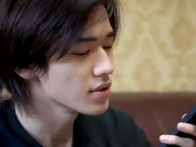 宋亚轩素颜也太能打了