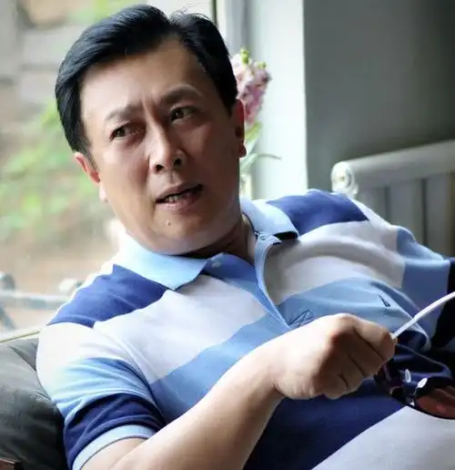 三线明星代言唐国强平面肖像代言费唐国强经纪人