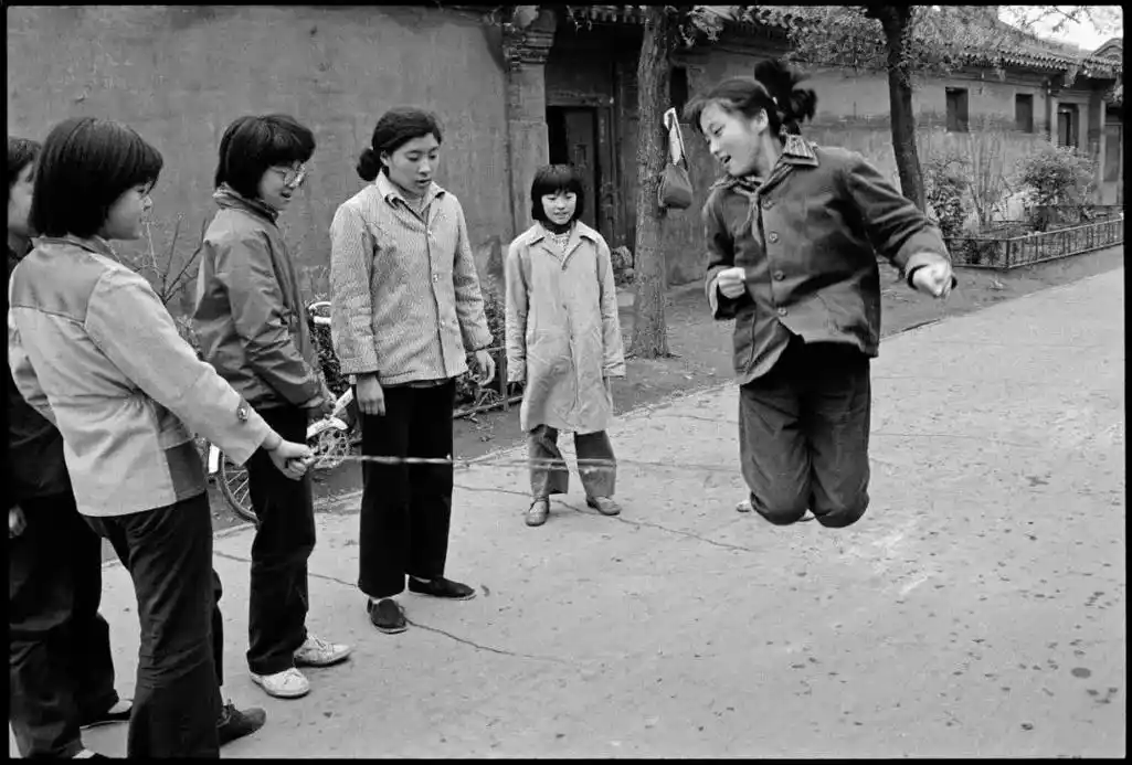 来一波回忆杀——7080后小时候玩什么!用童心看世界,快乐 - 抖音