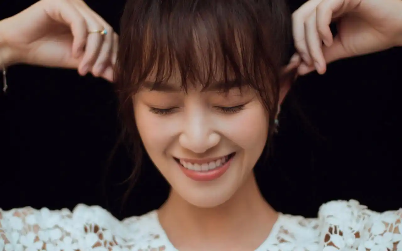 大陆明星,高清,甜美,清新,美女明星,蓝盈莹,壁纸,1920x1200