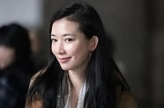 林志玲素颜照罕见流出!看到真容那一刻!网友:快把志玲姐还给我