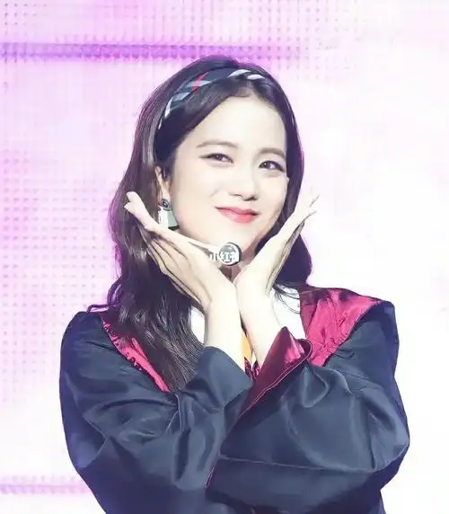 又是一期四闺女绝美头像