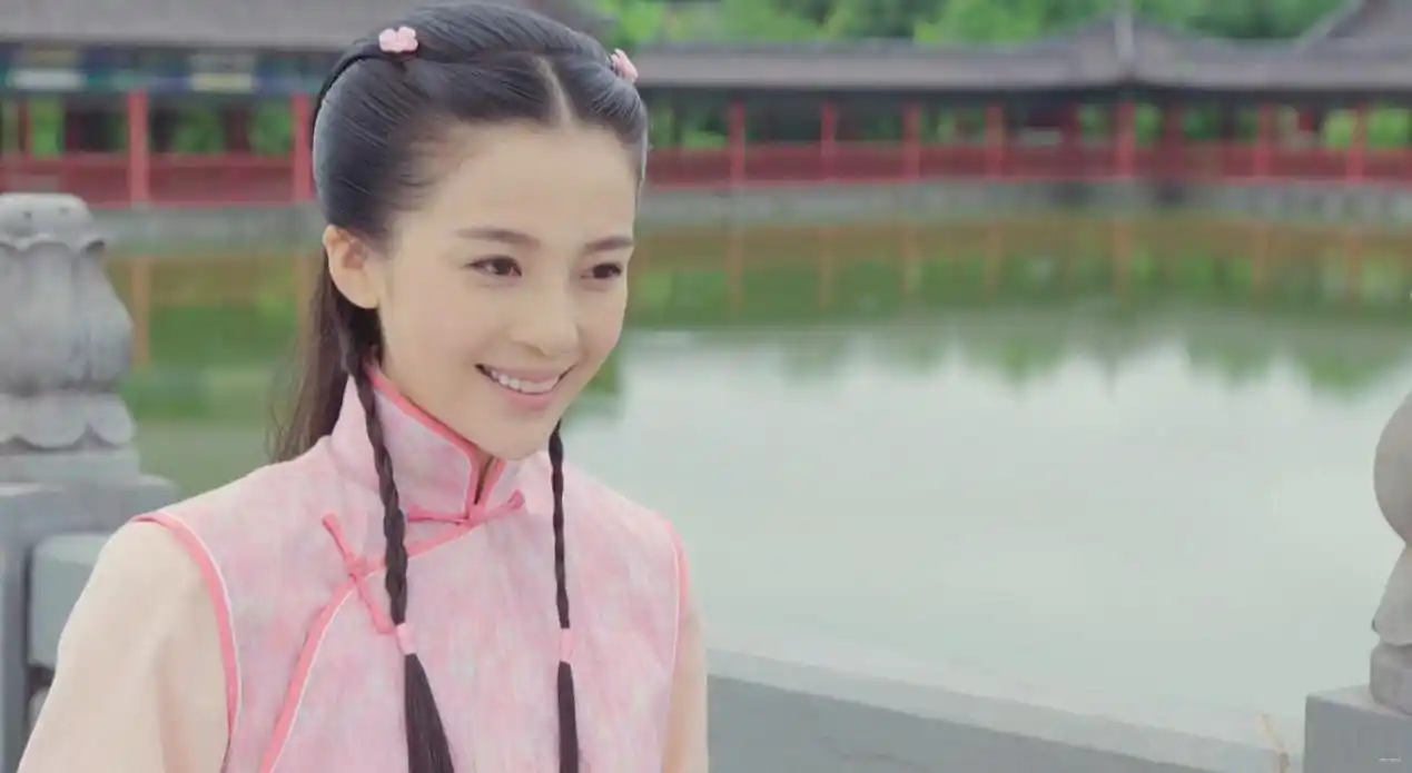 《忍冬艳蔷薇》赵樱子灵气满满,演技一骑绝尘!一个镜头见证演技