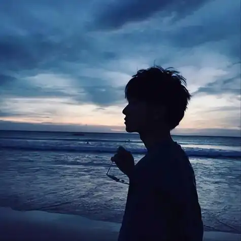 文艺唯美的情侣头像大全背影一人一张