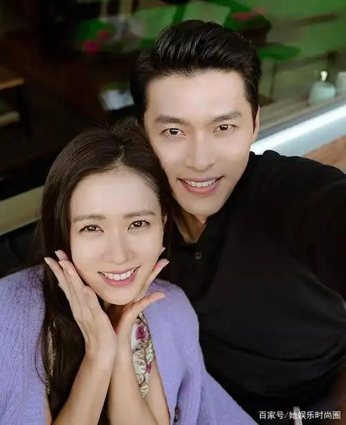 玄彬孙艺珍合照