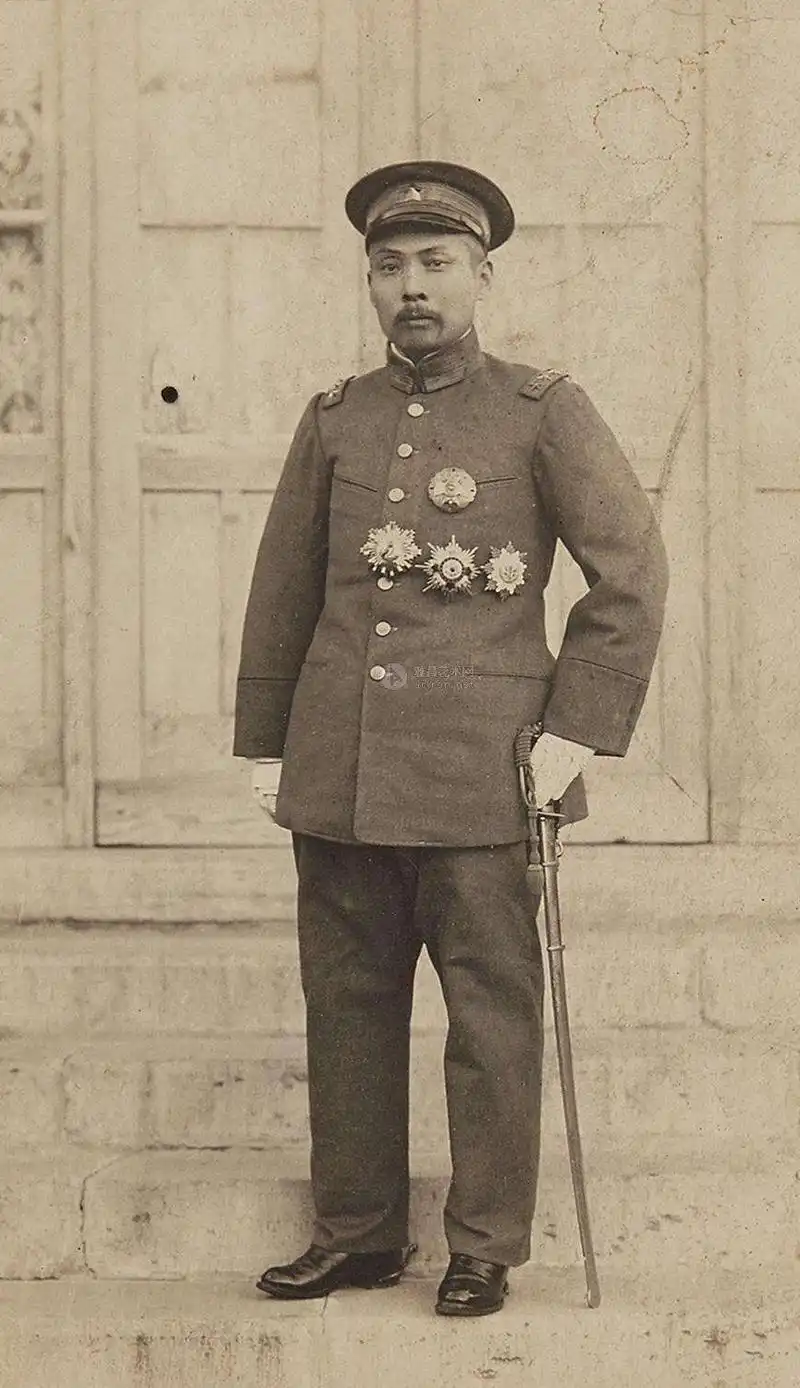 中国现代化军队的第一任陆军总长段祺瑞