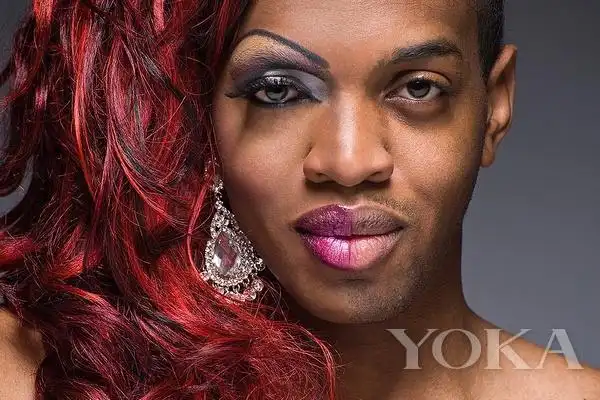 半边脸男人半边脸女人