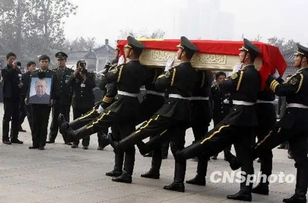 钱学森追悼会在北京八宝山举行[图集]
