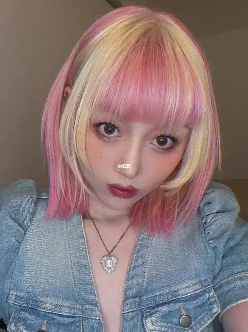 粉色 金色是我今年最爱的combo了#粉色发色  #发带染  #染发