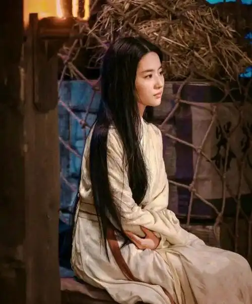 下面就让我们一起欣赏一下刘亦菲的古装剧照吧!