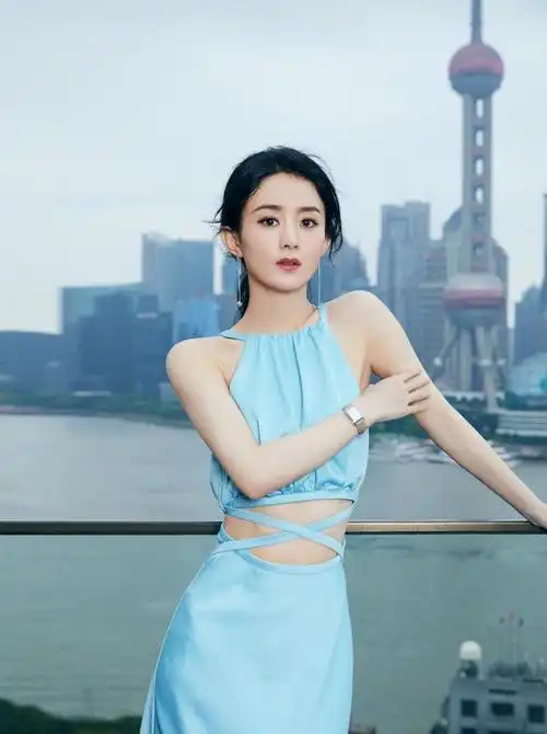 女明星的腰围真的比不了啊赵丽颖这腰这身材是真实的吗