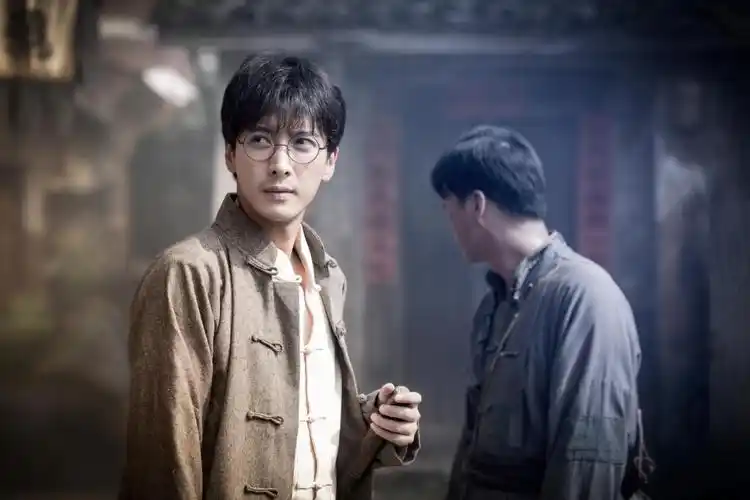 绝密使命应昊茗演绎交通员致敬刀尖上的无名英雄