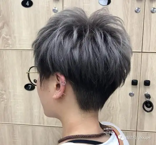 2018流行"皮卡路烫发"