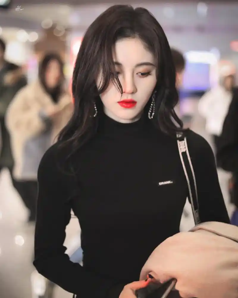 鞠婧祎街拍,觉着酷的请点赞! 676767#鞠婧祎