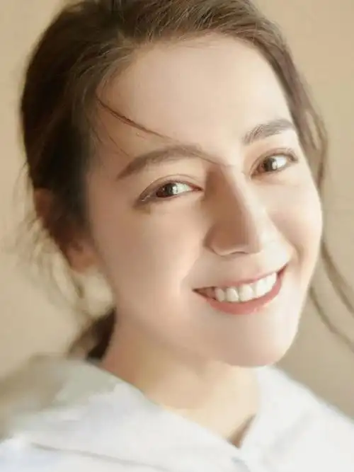 迪丽热巴壁纸:你是我会喜欢一辈子的人,期待大明星乔晶晶