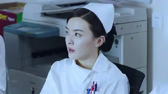 急诊科医生:赵蕾正要散会时,张泠突然站起来反对赵蕾,惊呆众人-影视综