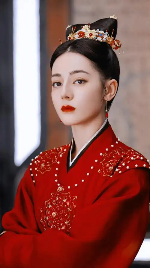 任安乐红衣vs迪丽热巴红衣##迪丽热巴红衣古装vs现代装