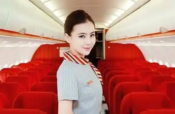 原创2008年奥运前夕南航空姐靠嗅觉拯救全机200人事后获奖金12万