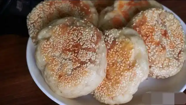 新登烧饼的做法(正宗登封烧饼的做法图解)