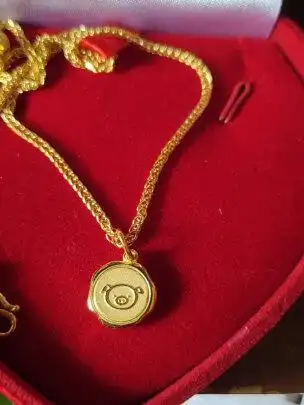 一:选购周大福(chow tai fook)黄金吊坠建议