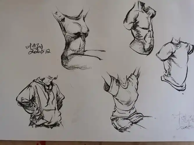 人物姿势速写练习