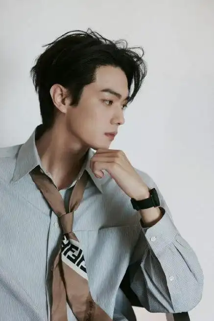 许凯29岁生日碎片来了,生日快乐,这几张也太帅了吧!